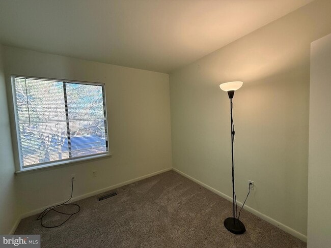 Building Photo - 12825 Cara Dr