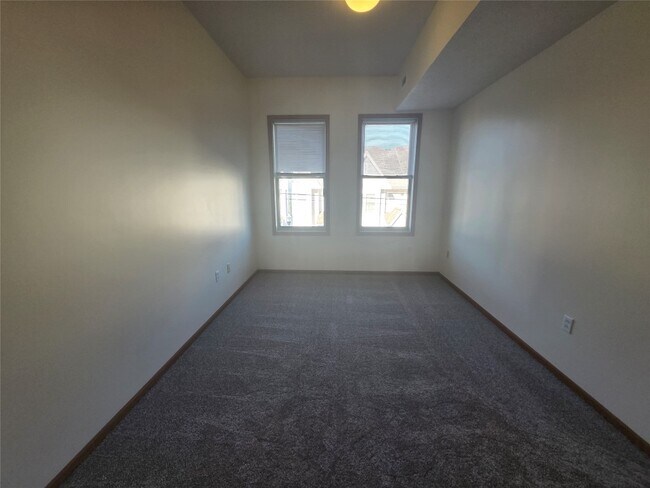 Building Photo - 900 Market St