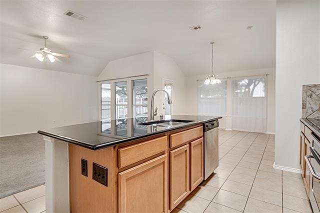 Building Photo - 4011 Alamo Dr