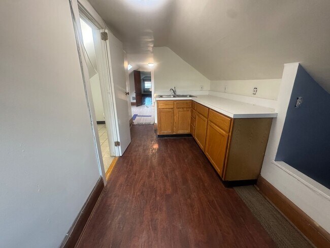 Building Photo - 1676 Coventry Rd