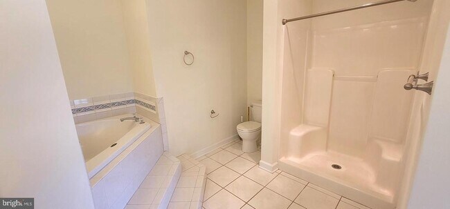Building Photo - 34363 Summerlyn Dr