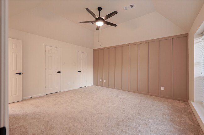 Building Photo - 2109 Eastlands St