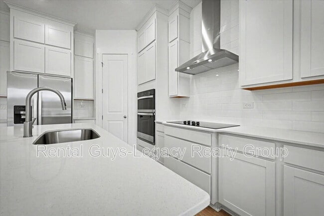 Building Photo - 5423 Bramhall Rd