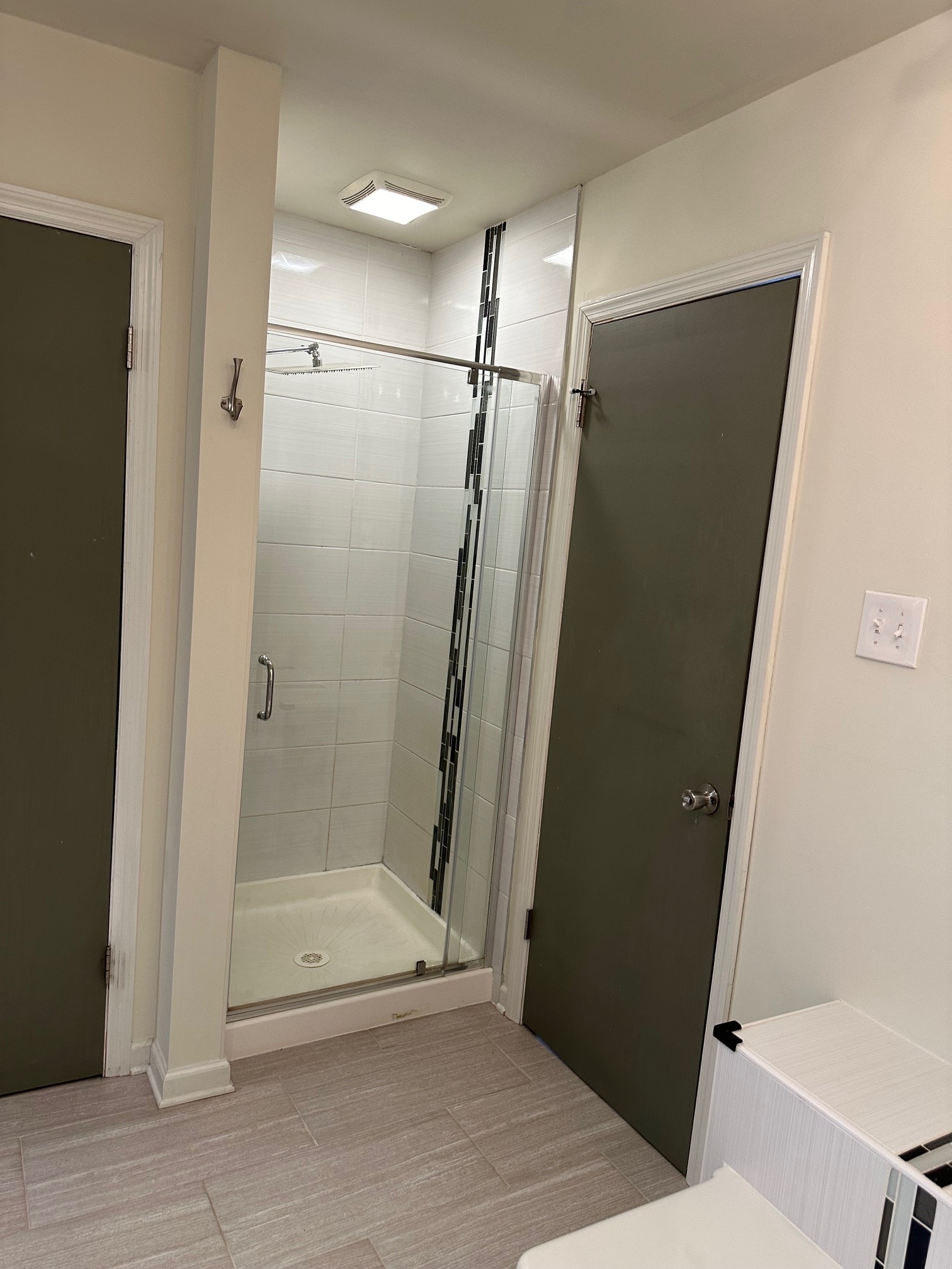Bathroom 1 - 50 Blue Jay Dr