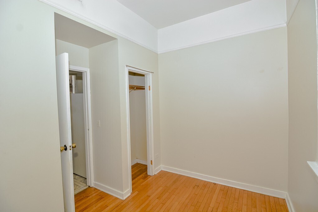 Building Photo - 1741 W Huron St