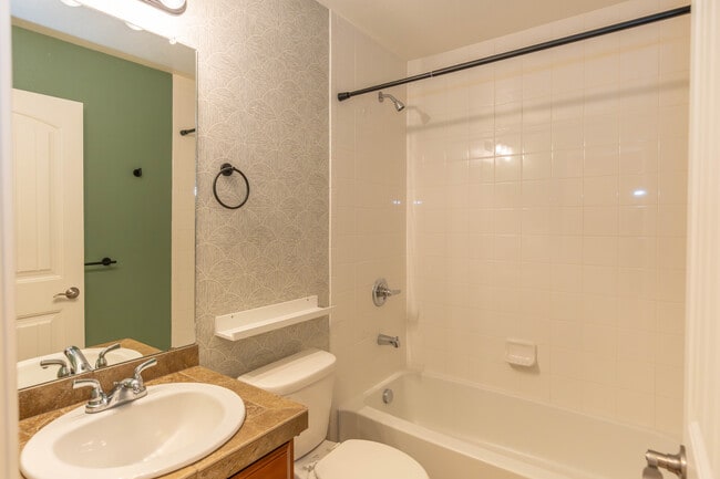Building Photo - 4490 Vindaloo Dr