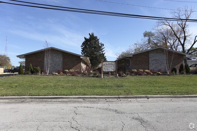 Building Photo - 325 Oak Ridge Ave