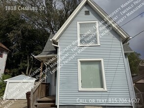 Building Photo - 1818 Charles St
