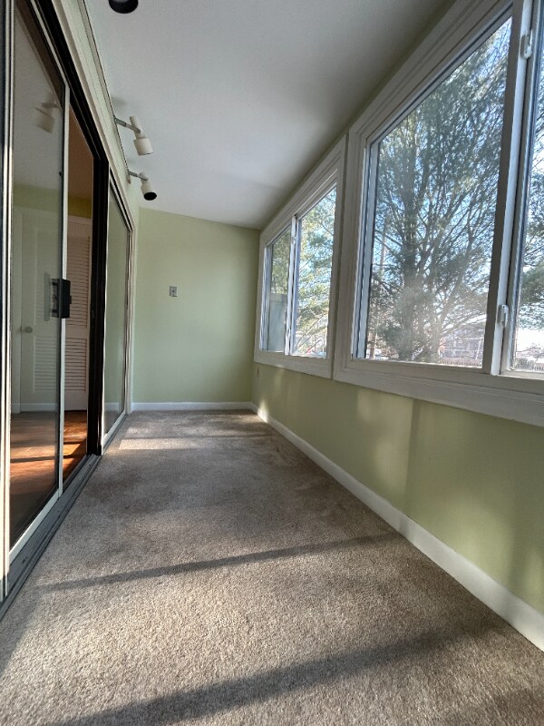 Building Photo - 24 Camp St