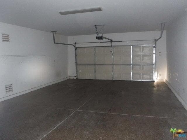 Building Photo - 78648 Iron Bark Dr
