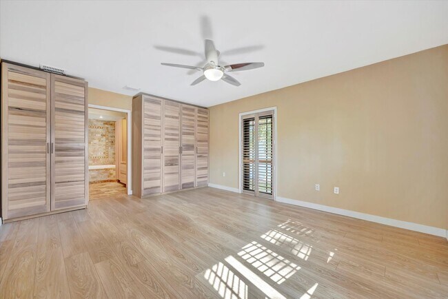 Building Photo - Beautiful West of the Trail 3-Bed/2-Bath H...