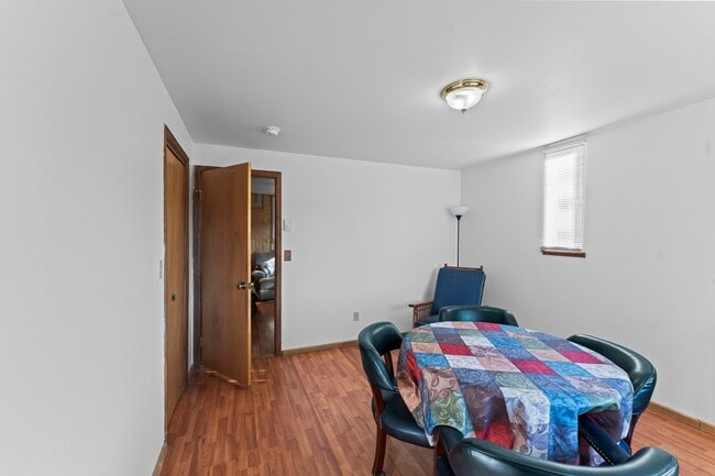 Building Photo - 108 Southgate Rd