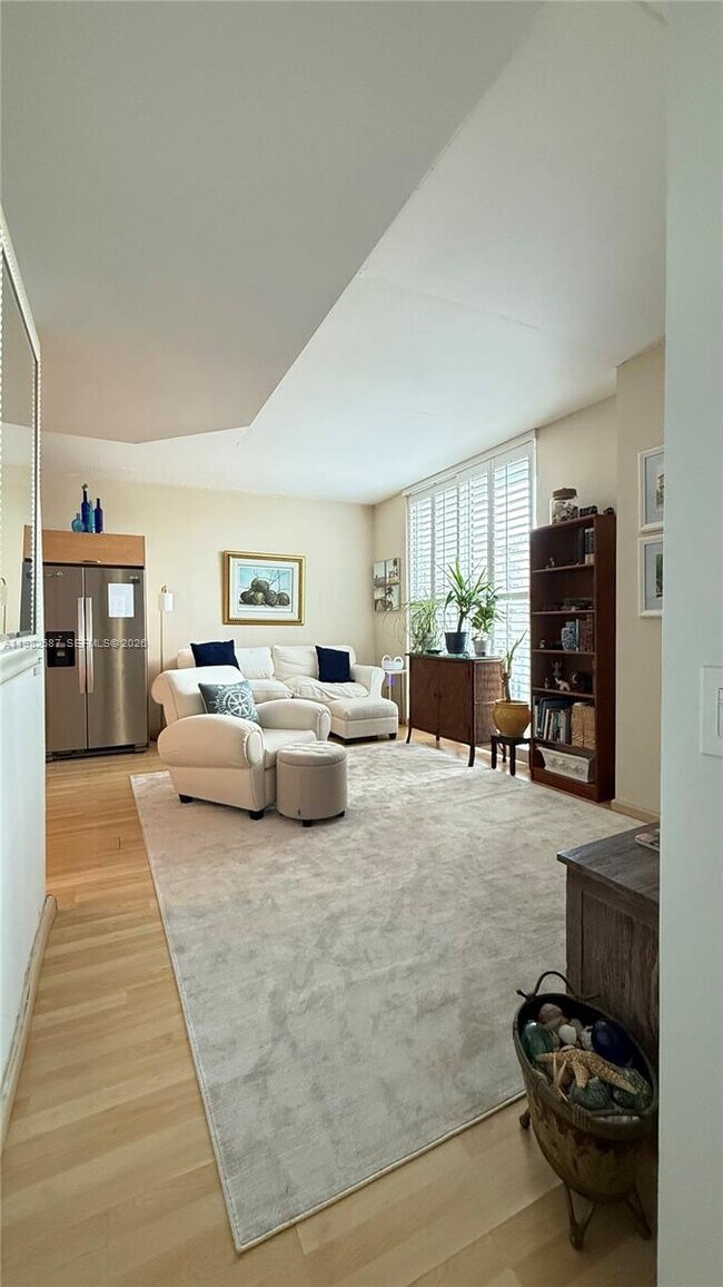 Building Photo - 3180 SW 22nd Terrace