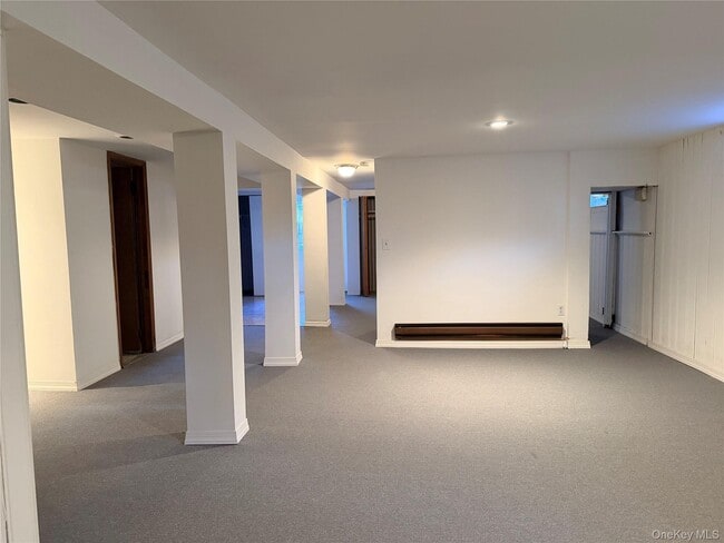 Building Photo - 142 Kamda Blvd