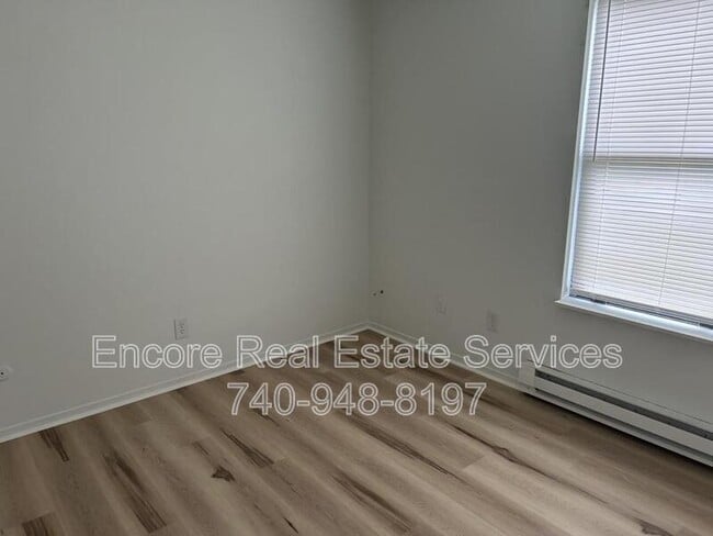 Building Photo - 270 Everett Ave