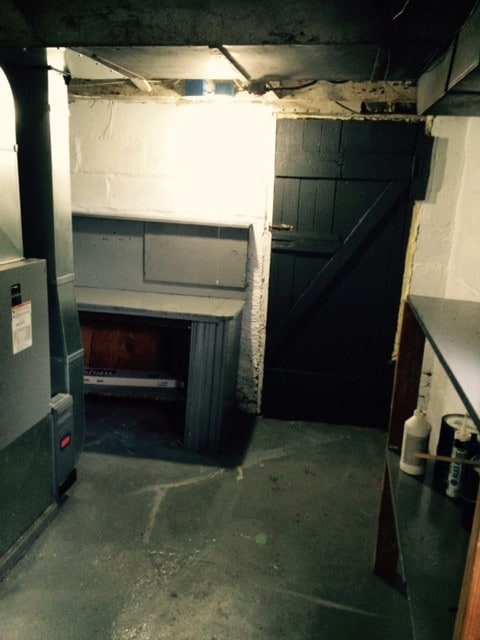 Cellar Door - 144 Alexander Ave