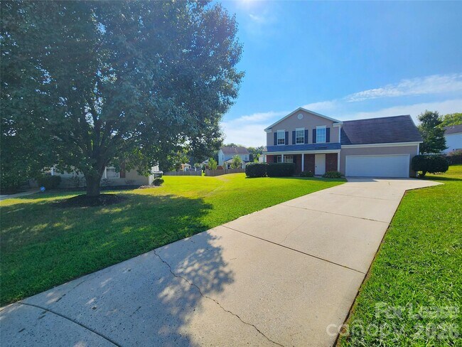 Building Photo - 3046 Talledaga Ln SW