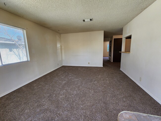 Building Photo - 55 Mina Ave