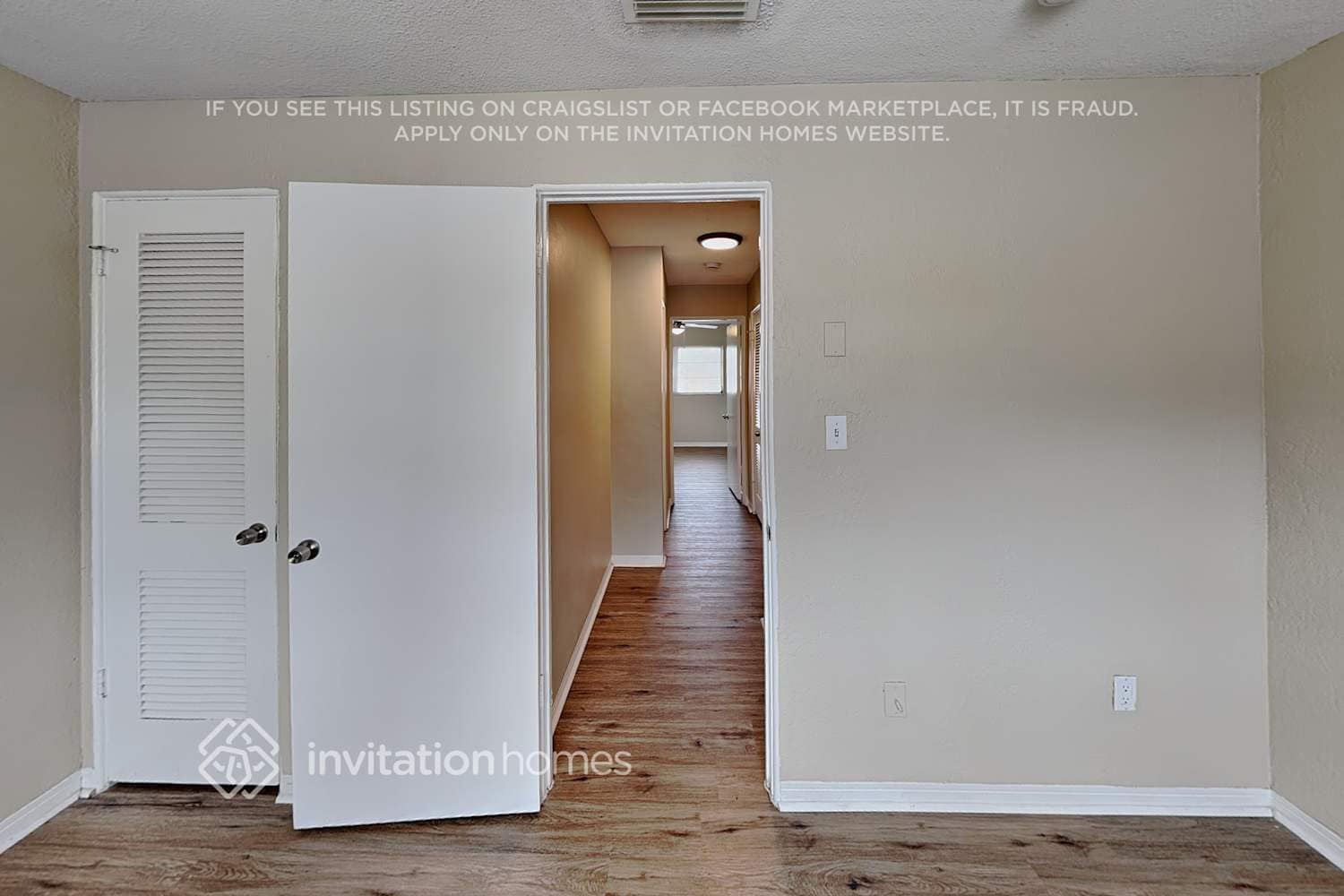 Building Photo - 14298 Hetrick Cir S