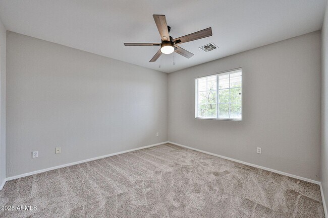 Building Photo - 22664 W Solano Dr