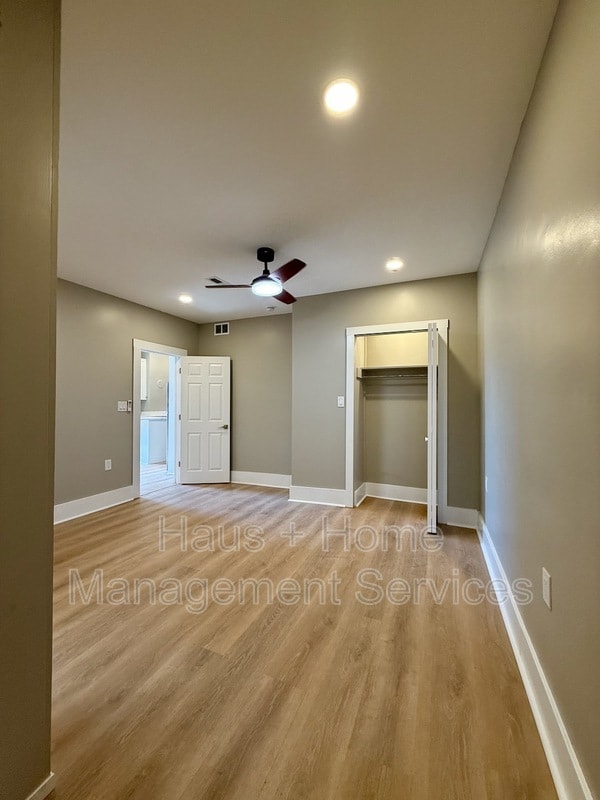 Building Photo - 906 Penn Ave