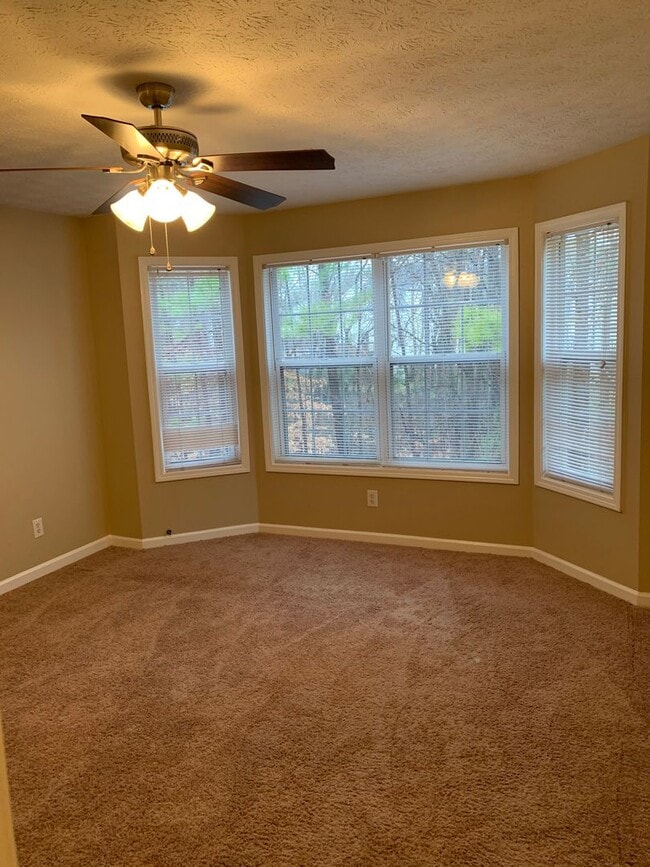 Building Photo - Charming 3BR/2.5BA Cul-de-Sac Home in Sought-After Avensong Community!