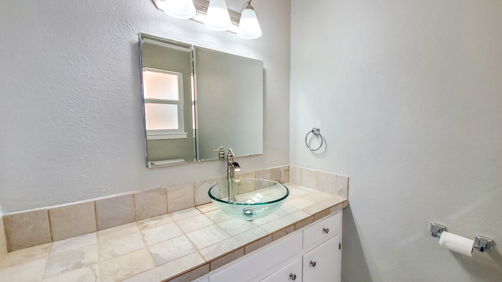 New hardware in 2nd bathroom - 4220 Wayside Ave