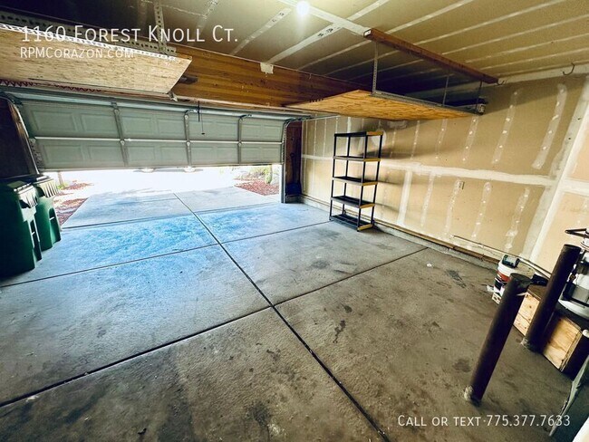 Building Photo - 1160 Forest Knoll Ct
