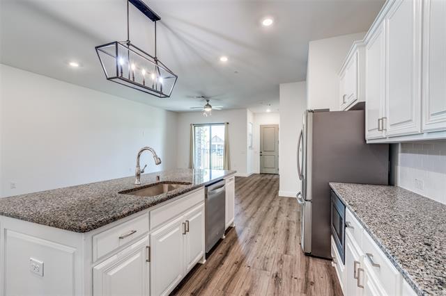 Building Photo - 3930 Dalea Dr