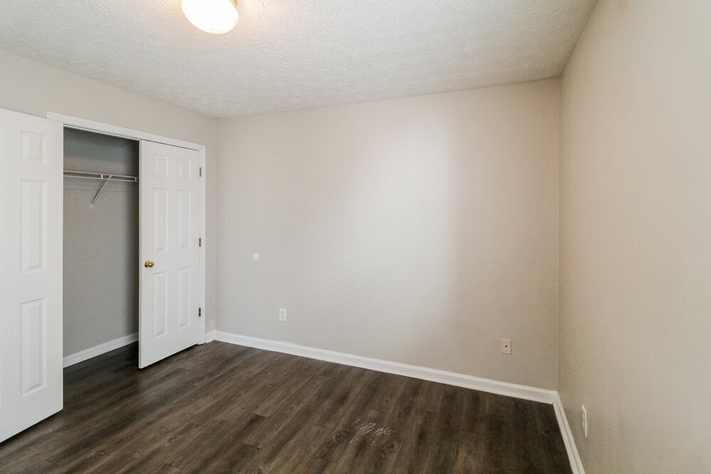 Building Photo - 1810 Midcourt Way