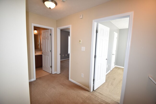 Building Photo - 3 Bedroom and 2.5 Bath Home (No Pets)