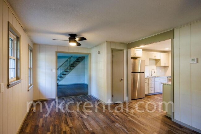 Building Photo - 7915 W 59th Terrace