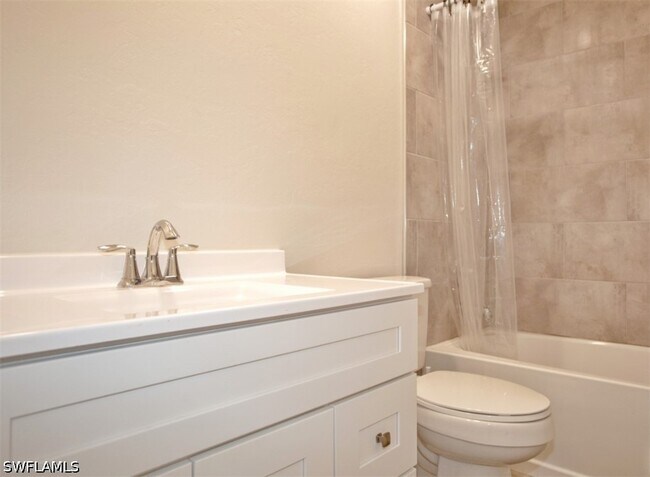 Building Photo - 4053 Seaoats Ln