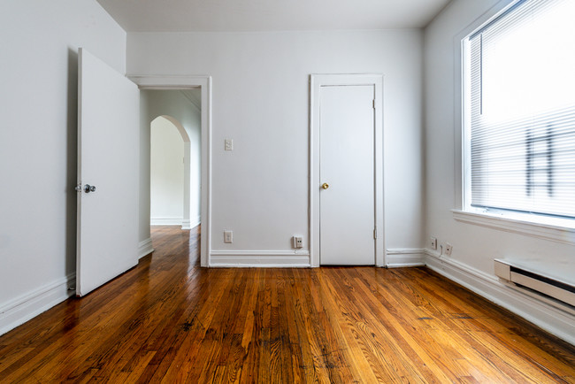 Bedroom - 7756 S Marshfield Ave