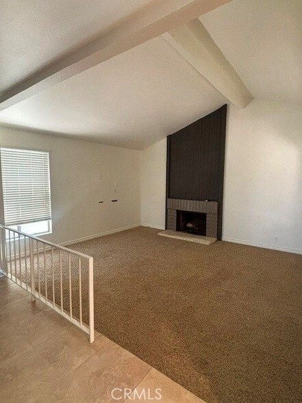Building Photo - 7083 E Shorecrest Dr