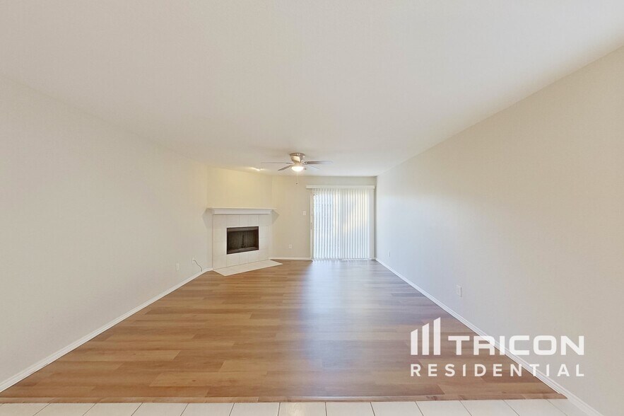Building Photo - 3018 High Gate Dr