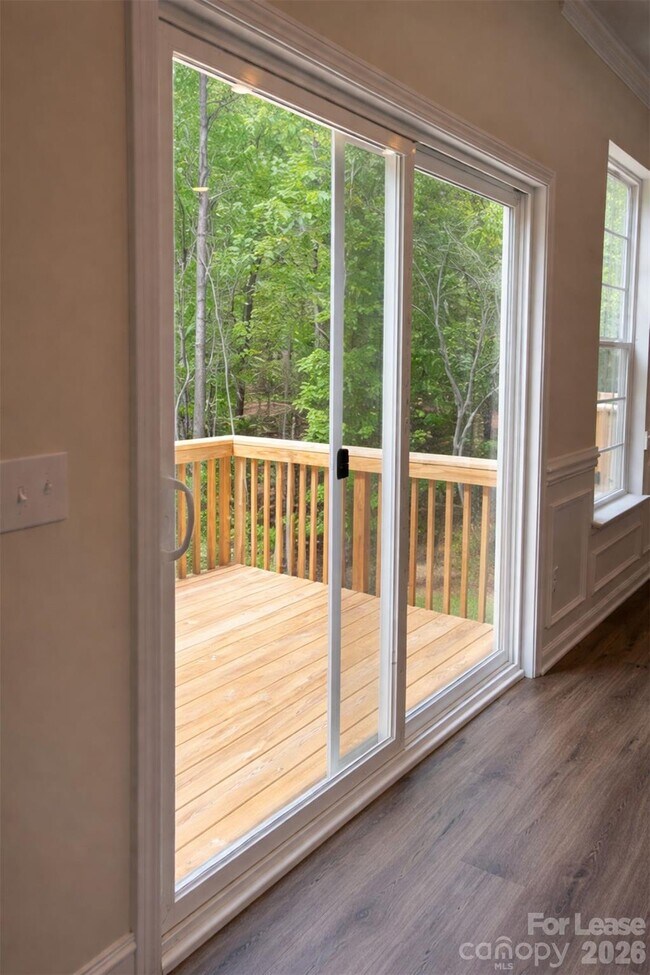 Building Photo - 1115 Bandon Dr