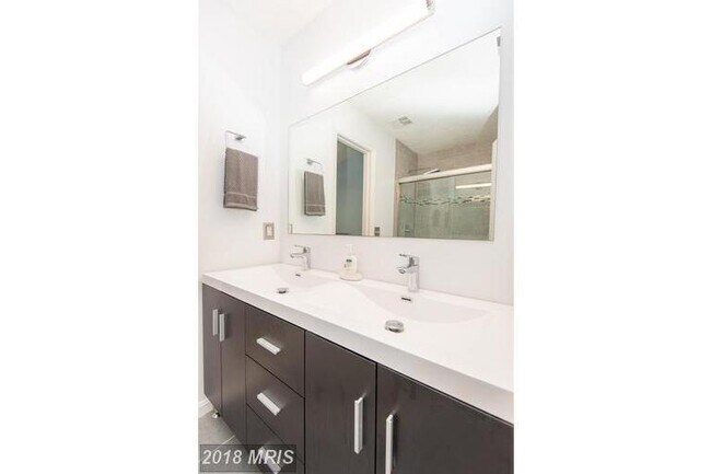 Building Photo - 3070 Madden Ct