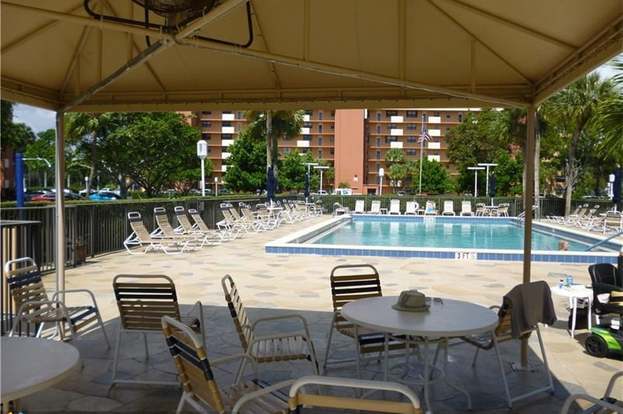 Building Photo - 2450 DC Country Club Boulevard