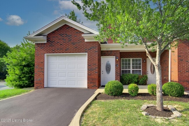 Primary Photo - 203 S Dorsey Ln
