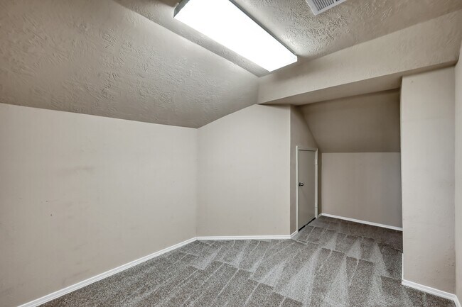 Building Photo - 4774 W Fork Blvd