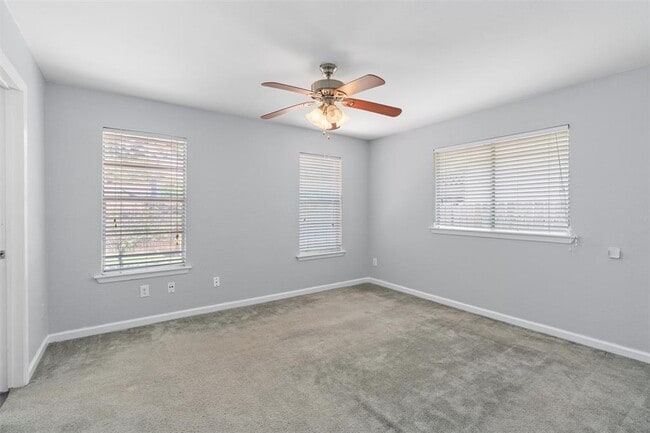 Building Photo - 13205 Bourbon St