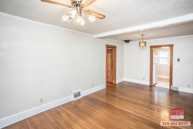 Building Photo - Ideally Located Ranch Home!