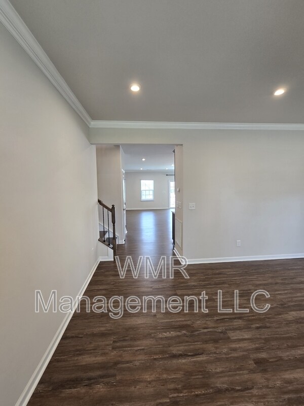 Building Photo - 7270 Waterwheel St SW