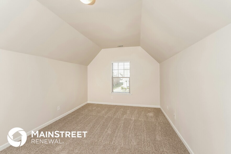 Building Photo - 3639 Grand Central Ave