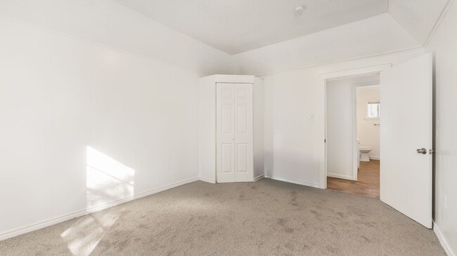 Building Photo - 2600 Morales St