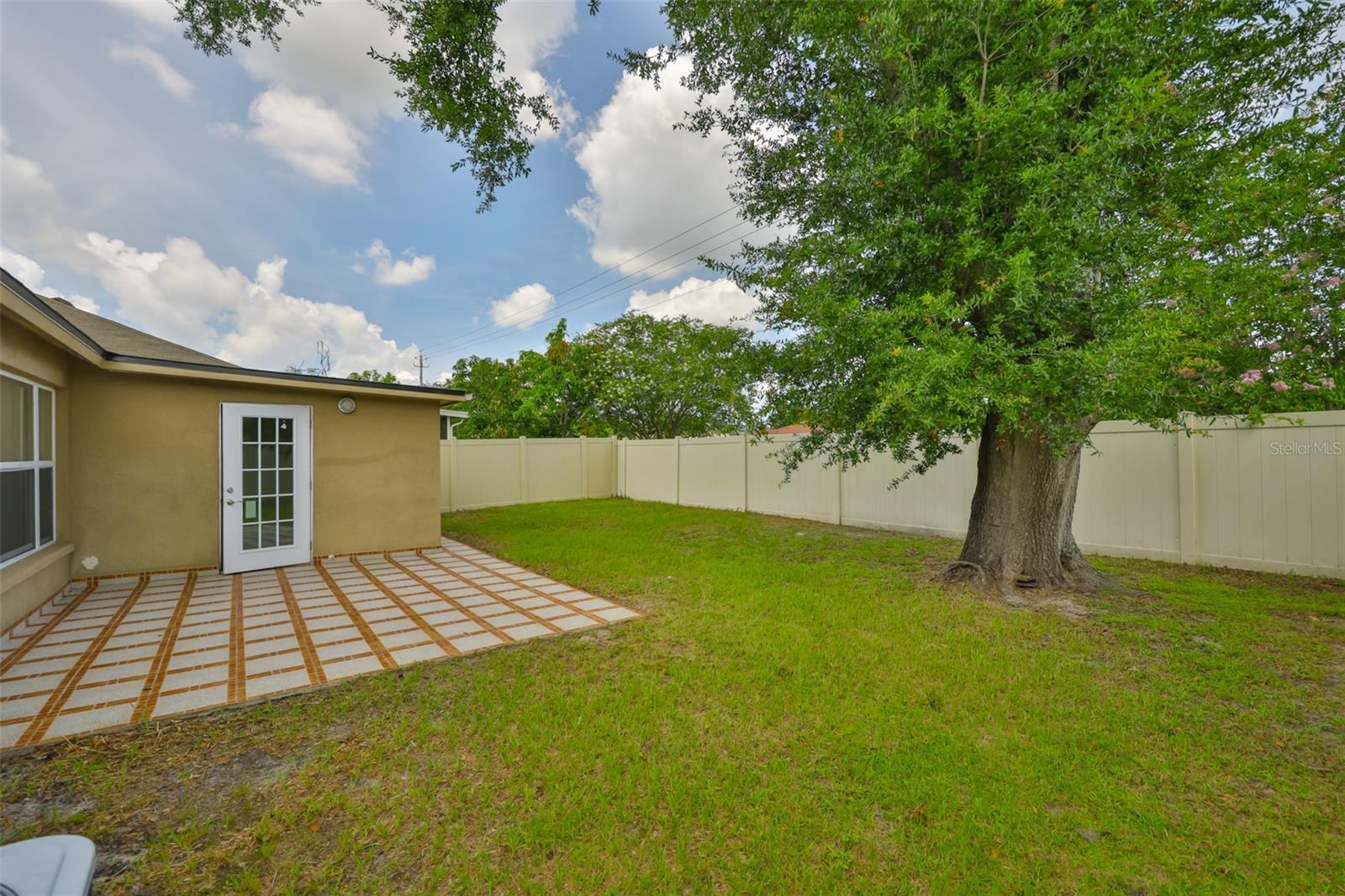 Building Photo - 1611 Bondurant Way