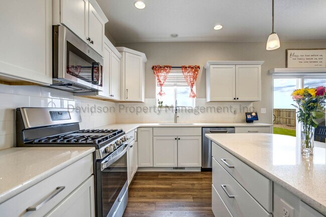 Building Photo - 8747 Bynum Dr