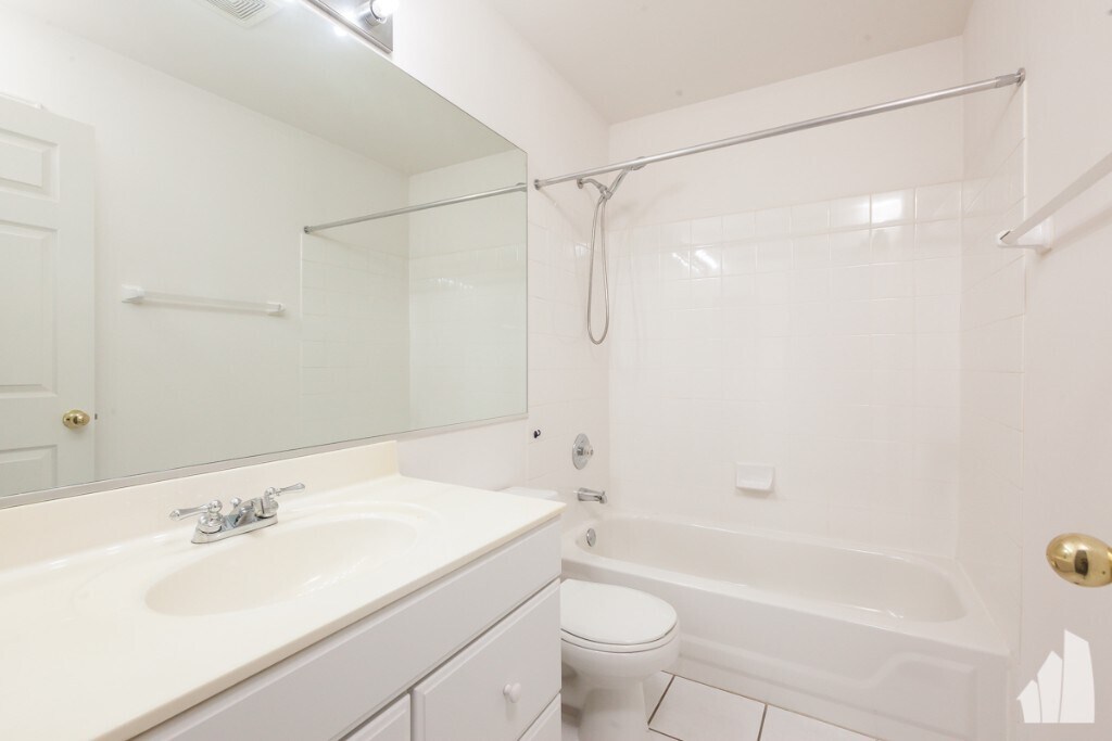 Building Photo - 2991 Belle Ln