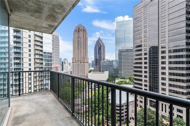 Building Photo - 1080 Peachtree St NE